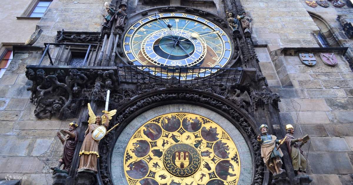 Horological clock store